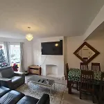 3-Bed House In London Self-Contained In Ladywell